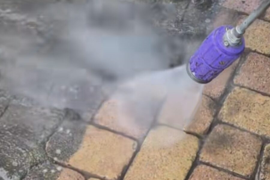 Čistenie zámkovej dlažby