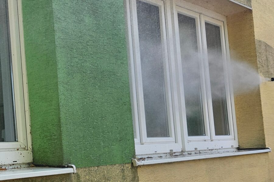 Tlakové čistenie fasády rodinného domu